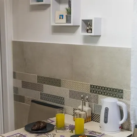 Archie בית הארחה