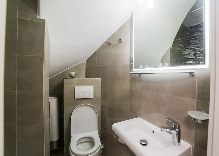 Studio Archie Guest house 3*