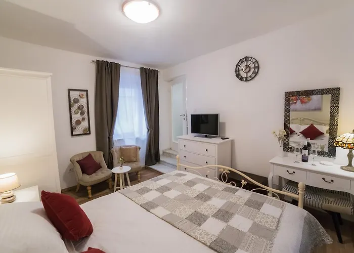 Studio Archie Guest house 3*